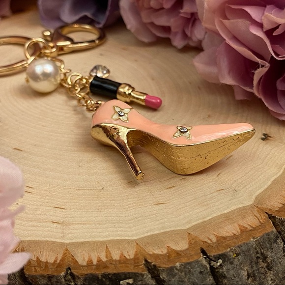 Glam Keychain with Pink High Heel Shoe & Lipstick - Picture 12 of 15
